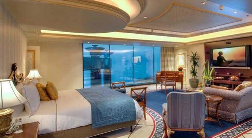 Rosewood Jeddah Hotell Exteriör bild